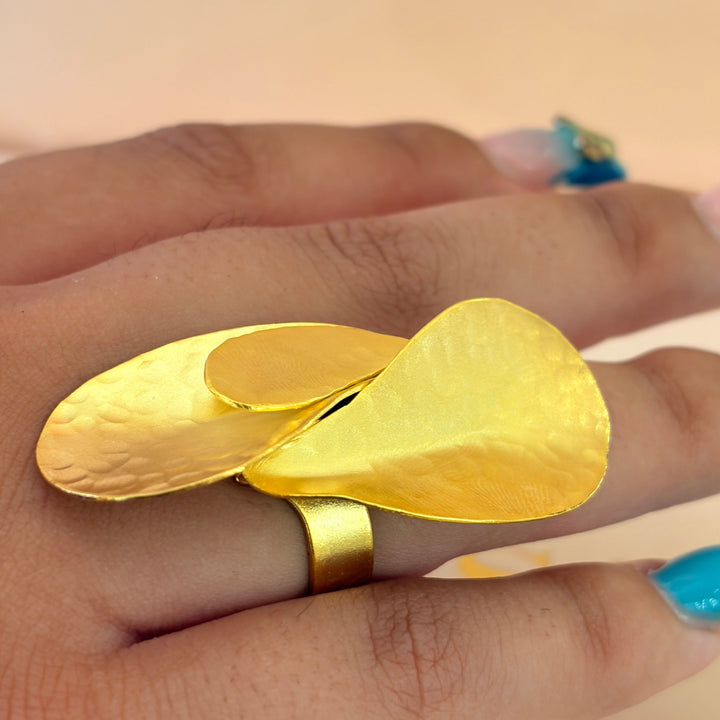 Handmade Inerlocking Petal Ring | Gold Plated | ZsaZsa