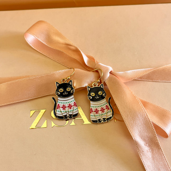 White Christmas cat hooks