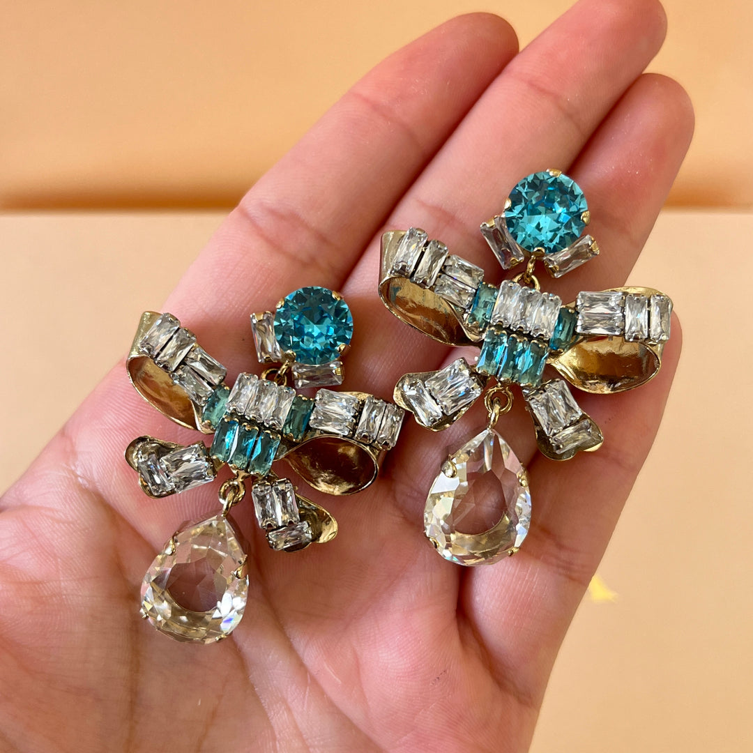 Turquoise Swarovski crystals earrings