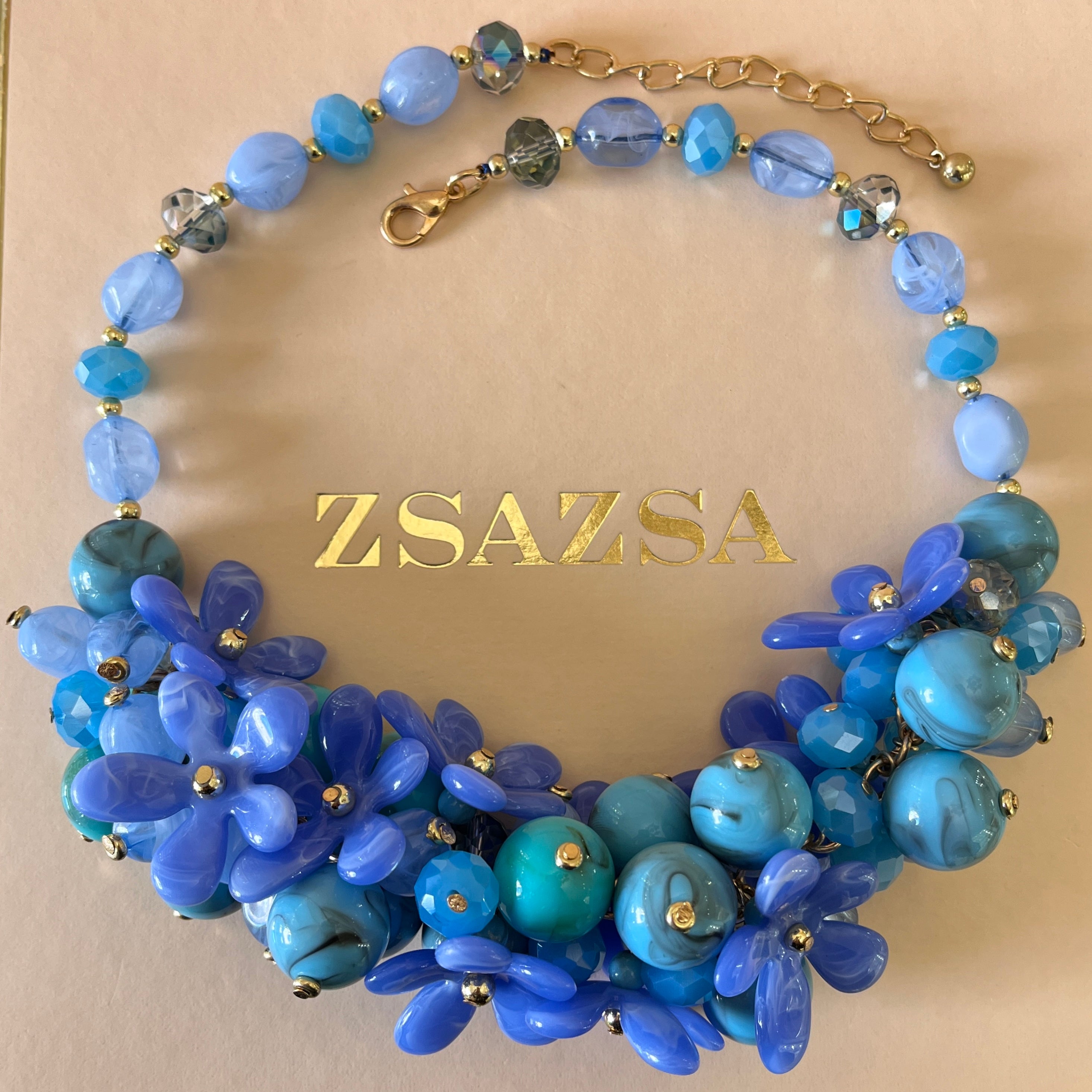 Flowers & balls necklace