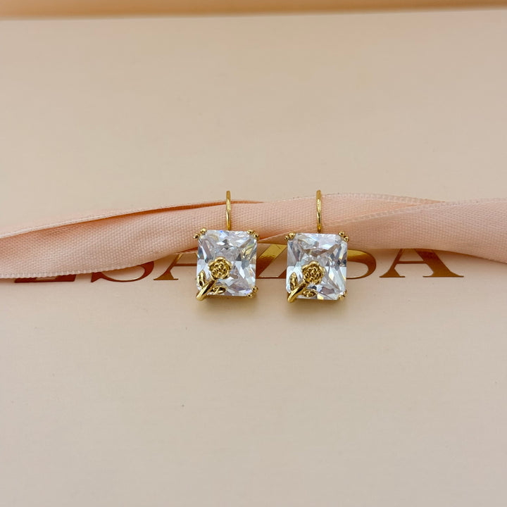 Square zircone gold plated hooks