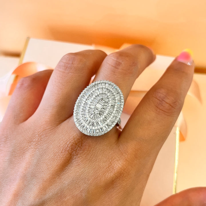 Zircone baguette white gold plated oval ring
