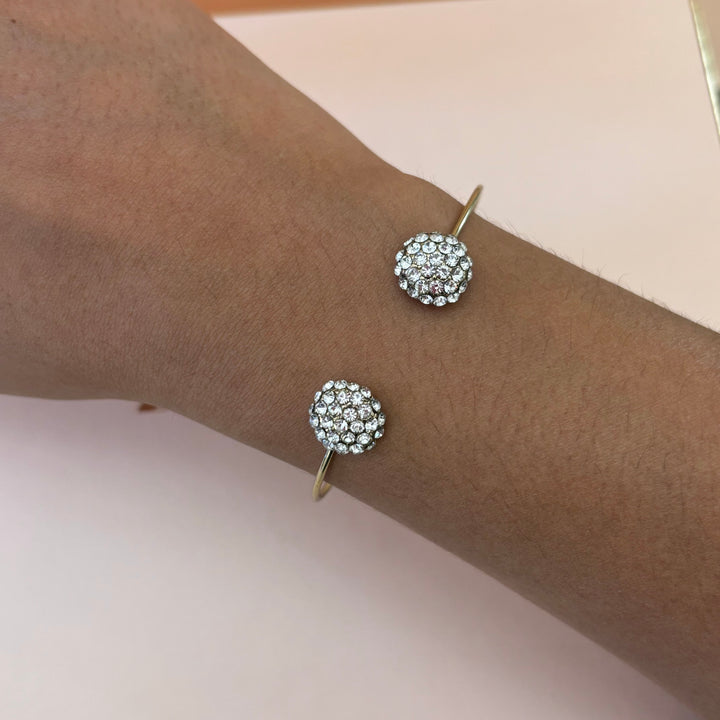 Dainty bangle