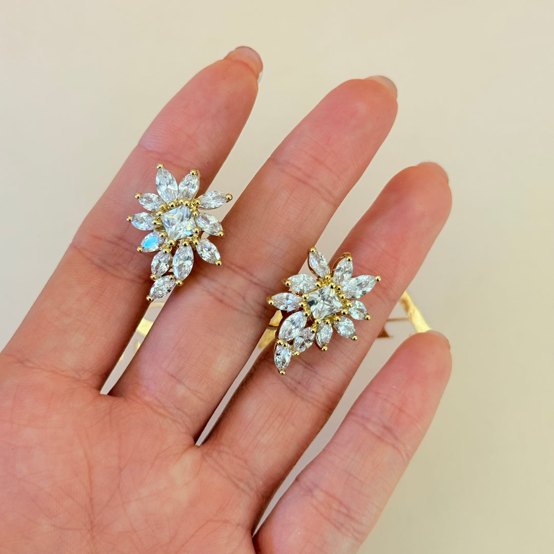 Marquise and square zircone gold plated pendant set