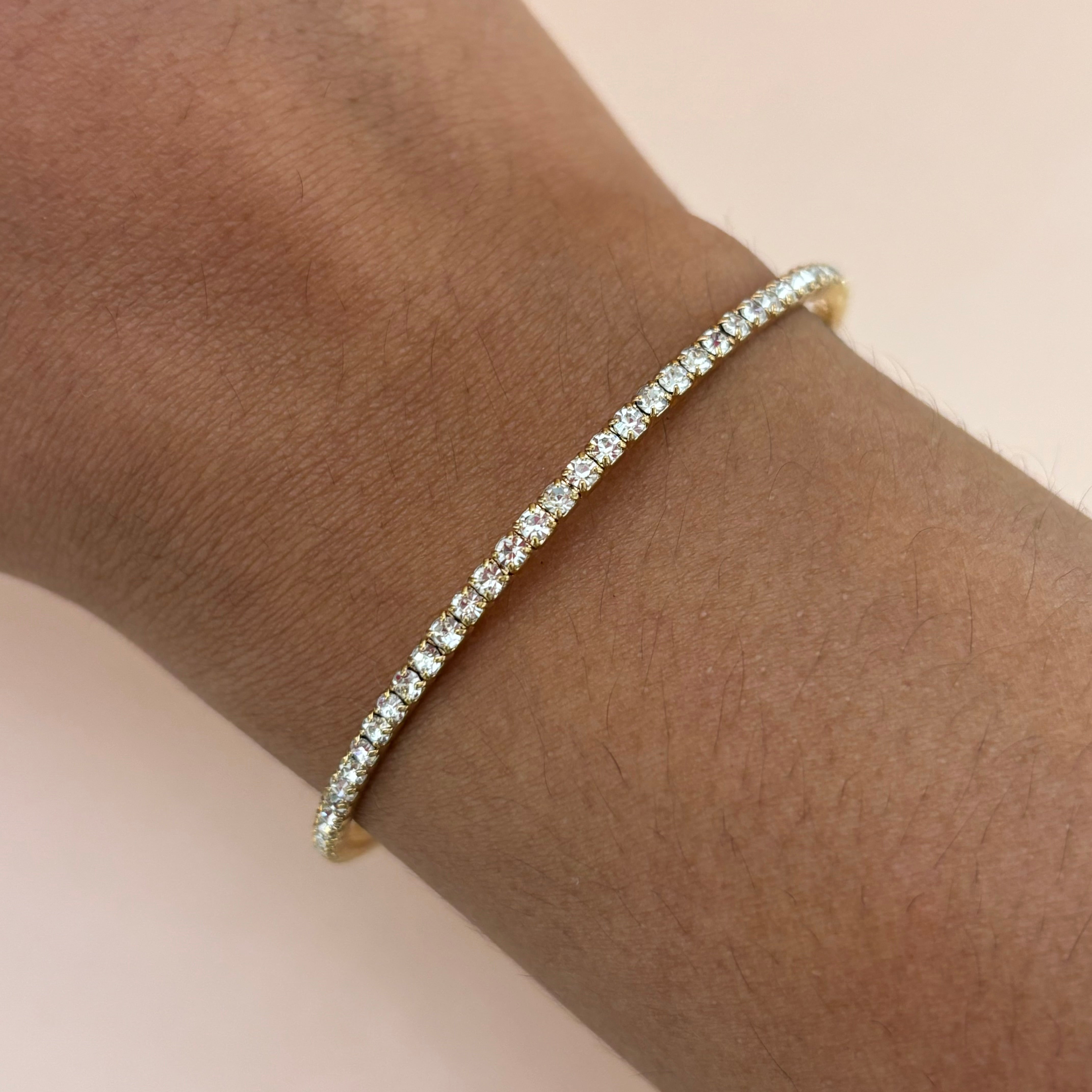 Dainty bangle