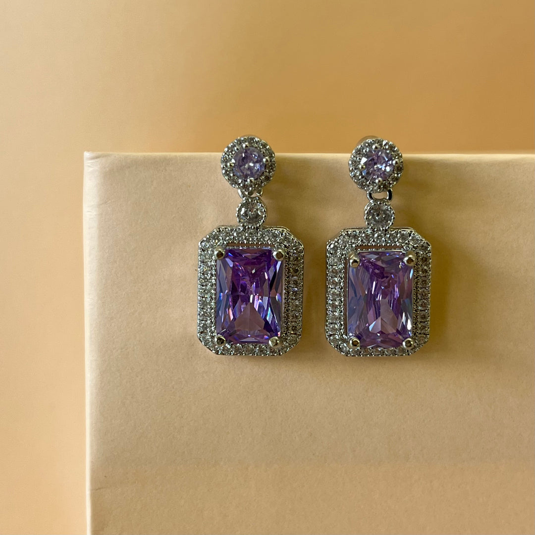 Elegant earrings