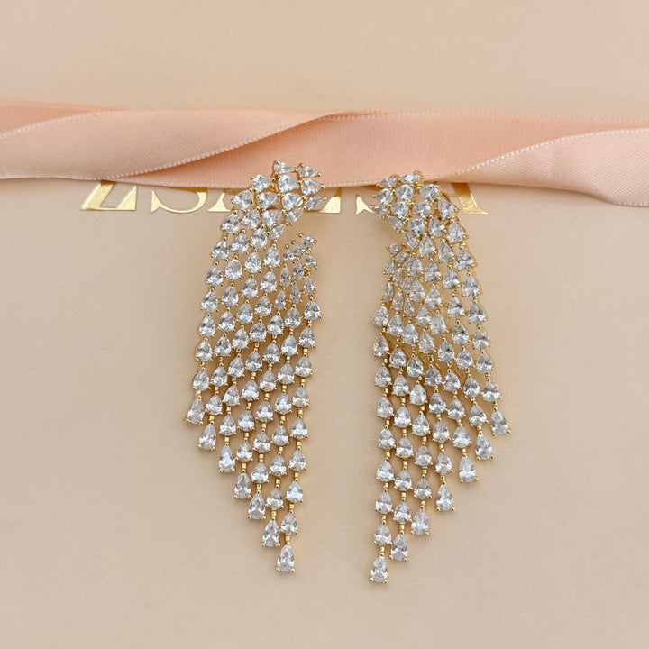 Teardrop fringe zircone gold plated earrings