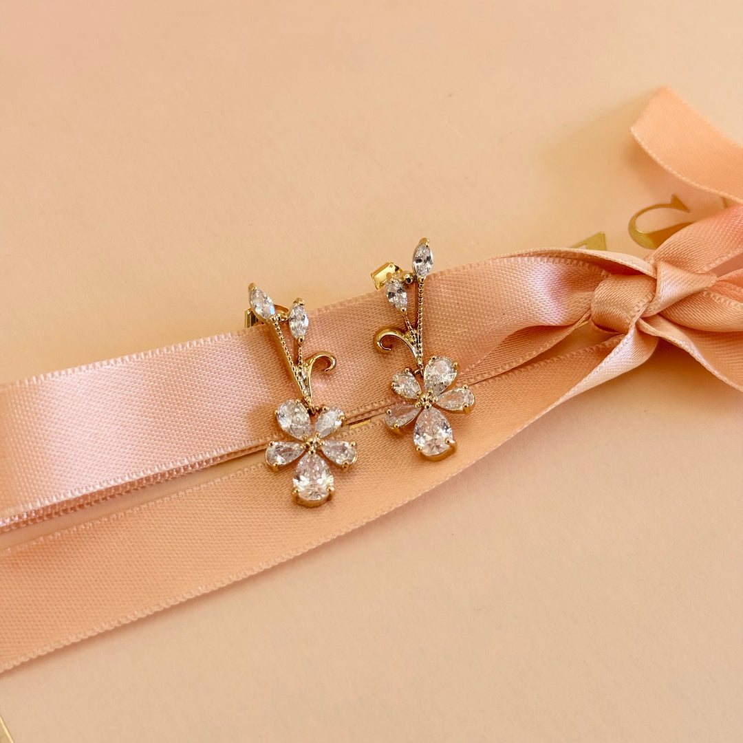 Flower zircone gold plated earrings