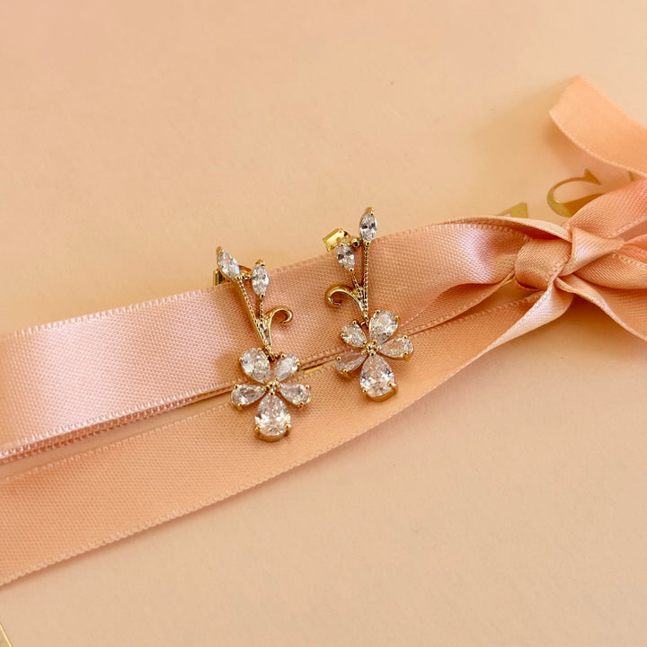 Flower zircone gold plated earrings