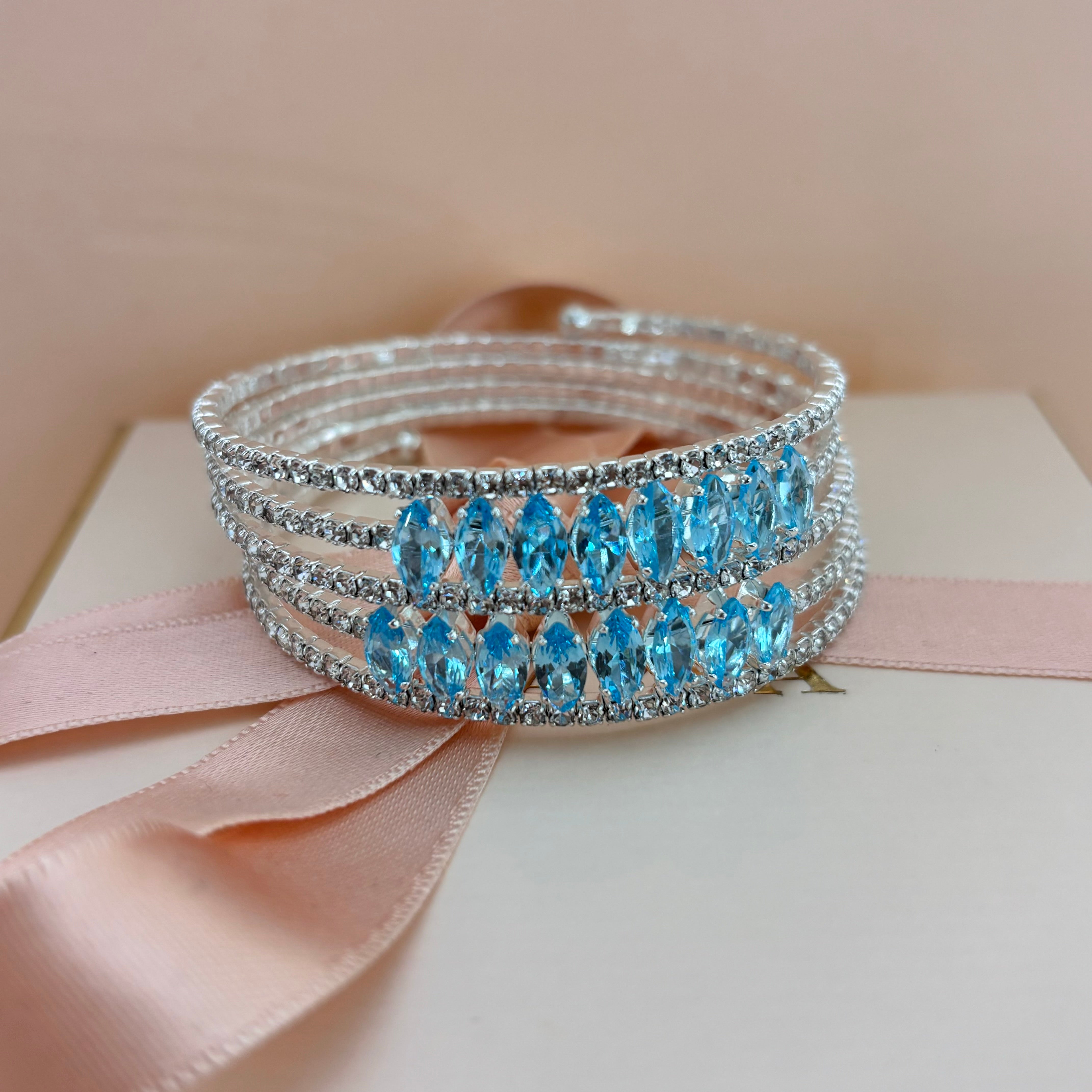 Marquise bangle