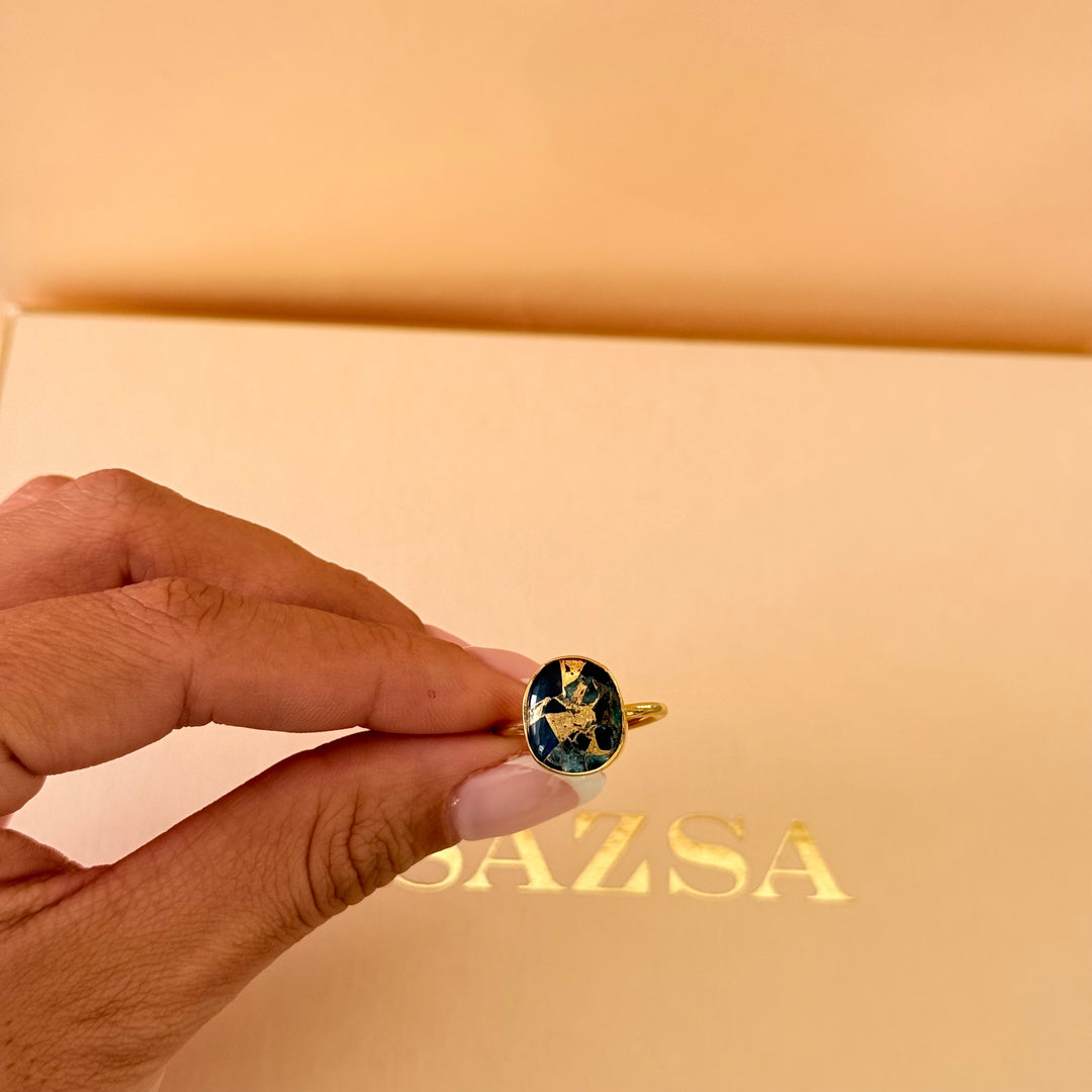 Green natural stone earrings and ring