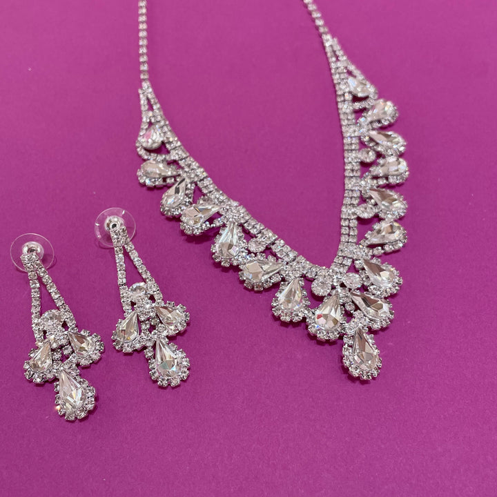 Elegant set