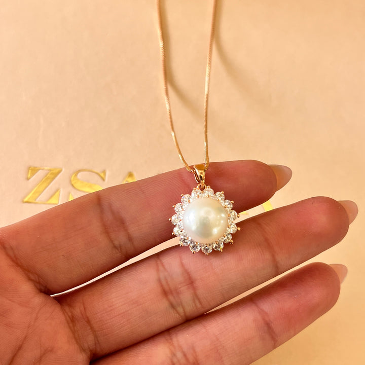 zircone and fresh water pearl rose gold plated pendant