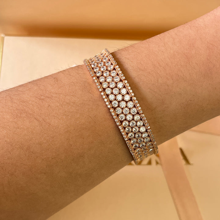 Stunning zircone shapes rose gold plated bracelet