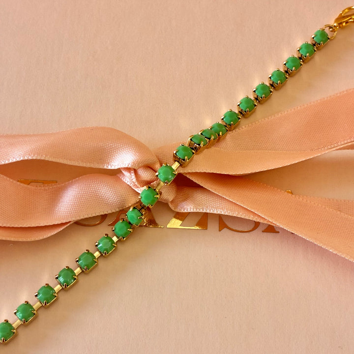 Green dainty Preciosa stones bracelet