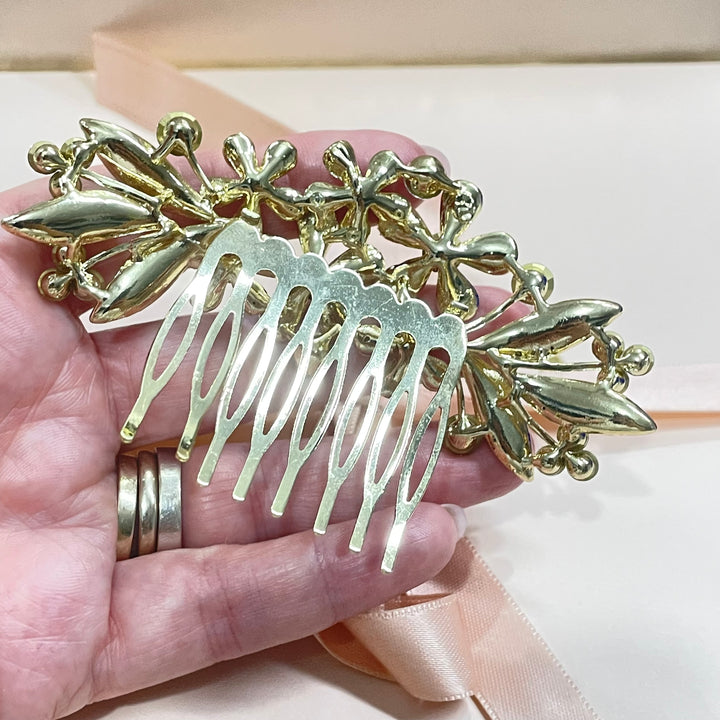 Flowers comb