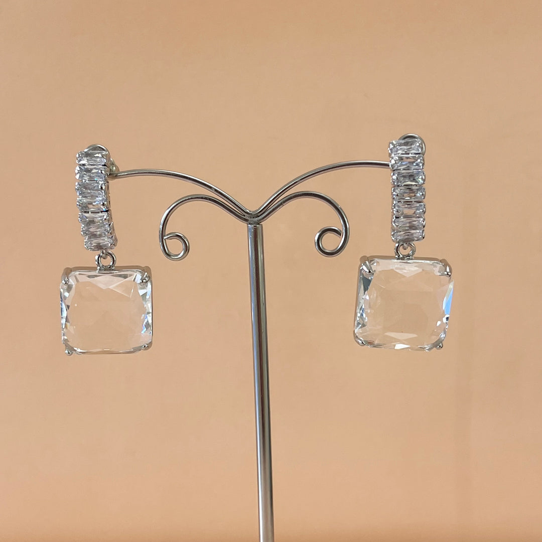Silver zircone square earrings