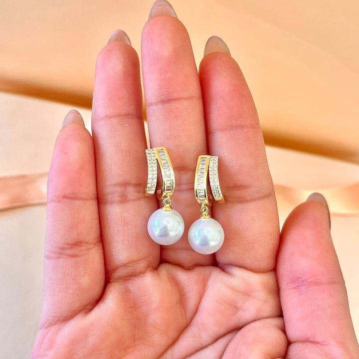 Baguette zircone and white pearls gold plated earrings