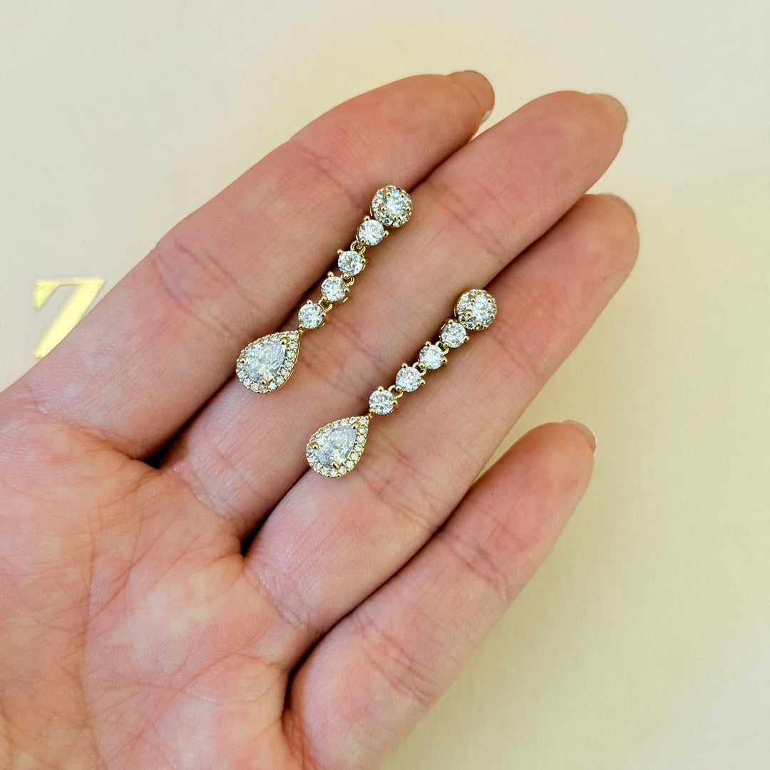 Teardrop zircone gold plated set