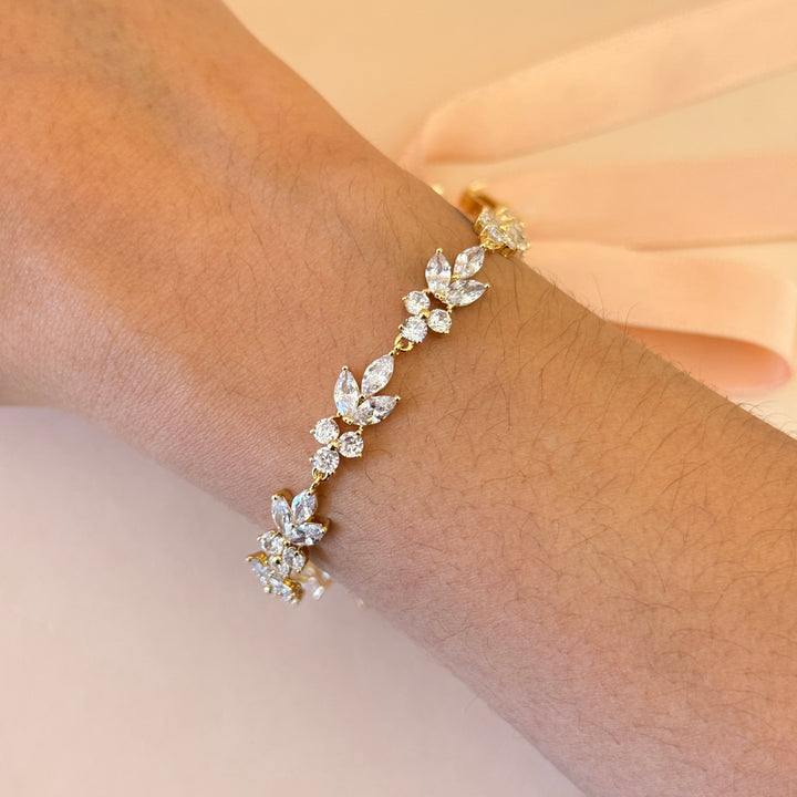 Marquise zircone gold plated earrings and bracelet set