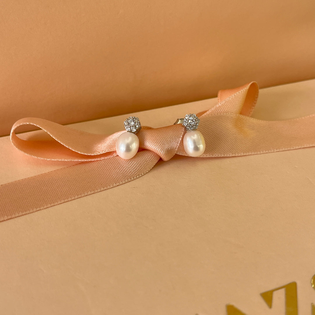 Zircone and fresh water pearls Sterling silver set