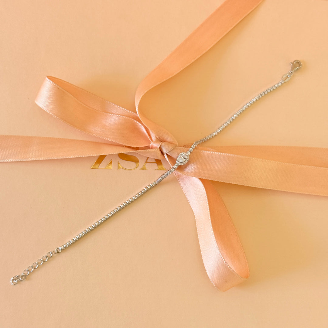 Dainty teardrop sterling silver bracelet