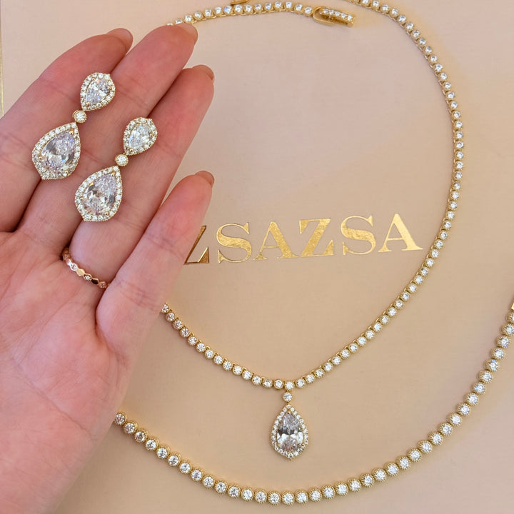 Teardrop zircone gold plated set