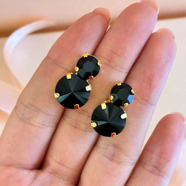Double round black gold plated earrings