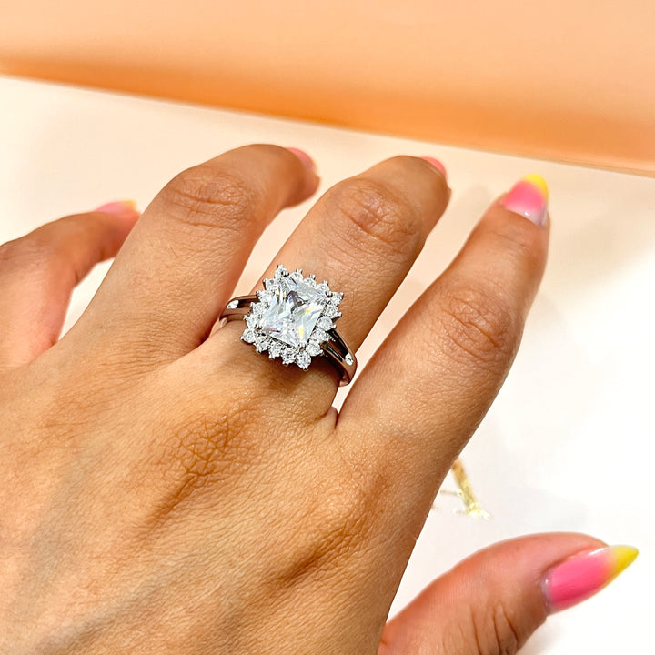Zircone rectangular white gold plated ring