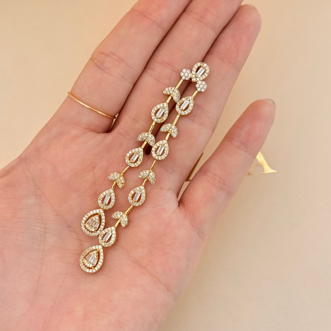 Long marquise and teardrop zircone gold plated earrings