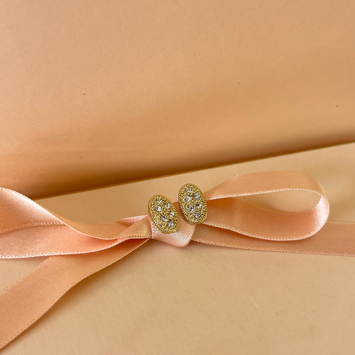Swarovski crystals Oval gold plated studs