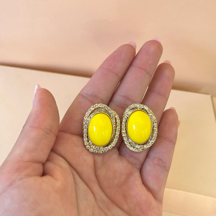 Yellow studs with Swarovski crystals