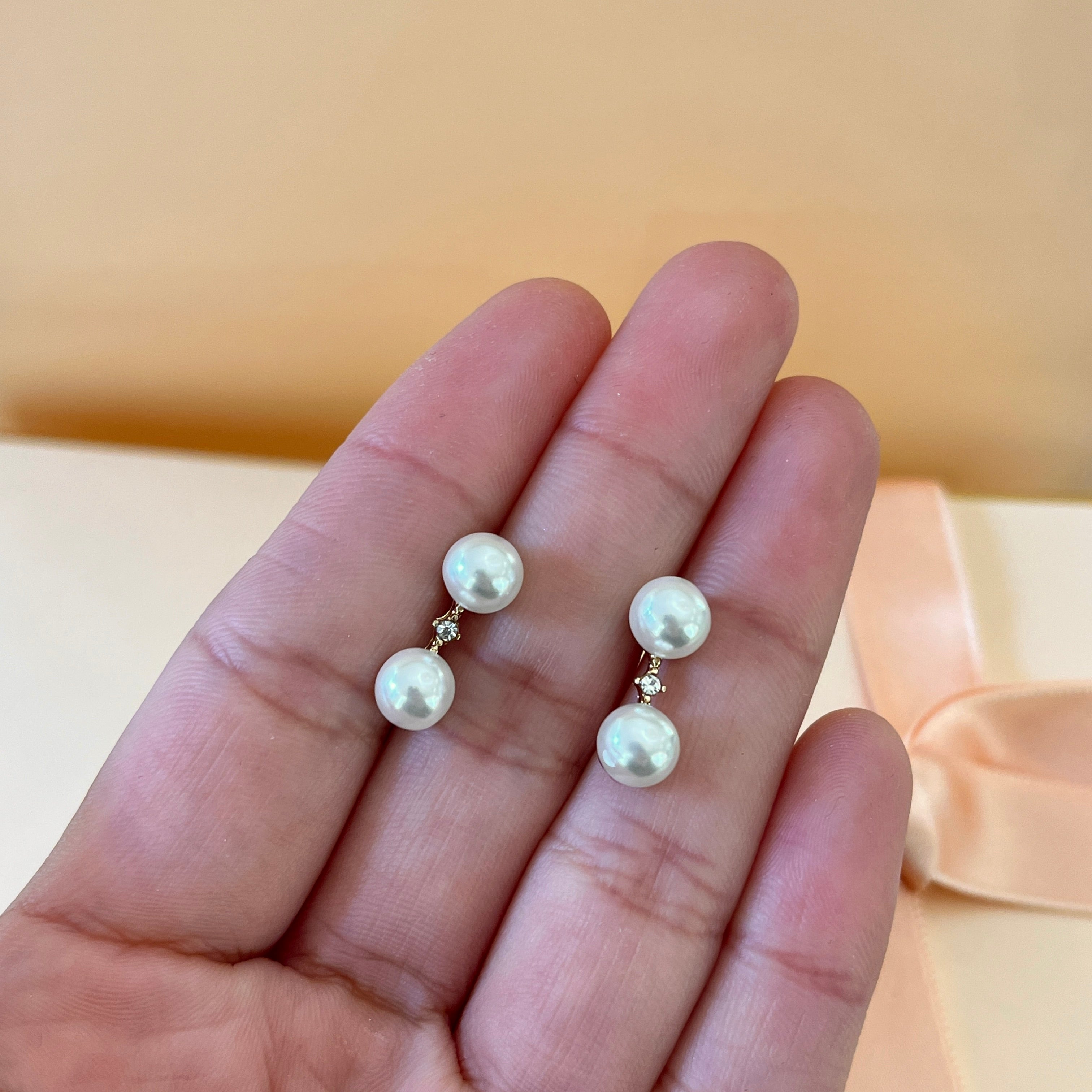 Pearl & zircone gold earrings