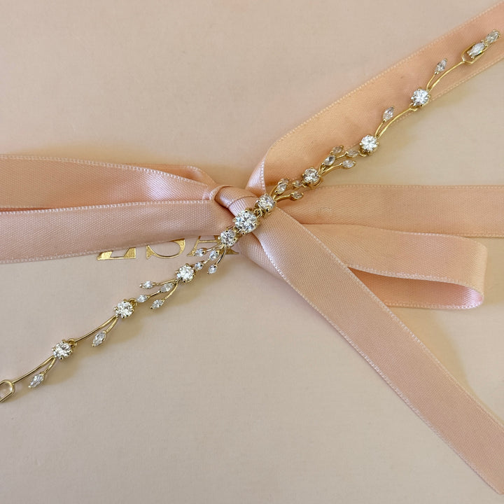 Teardrop and leaves zircone gold plated earrings and bracelet set