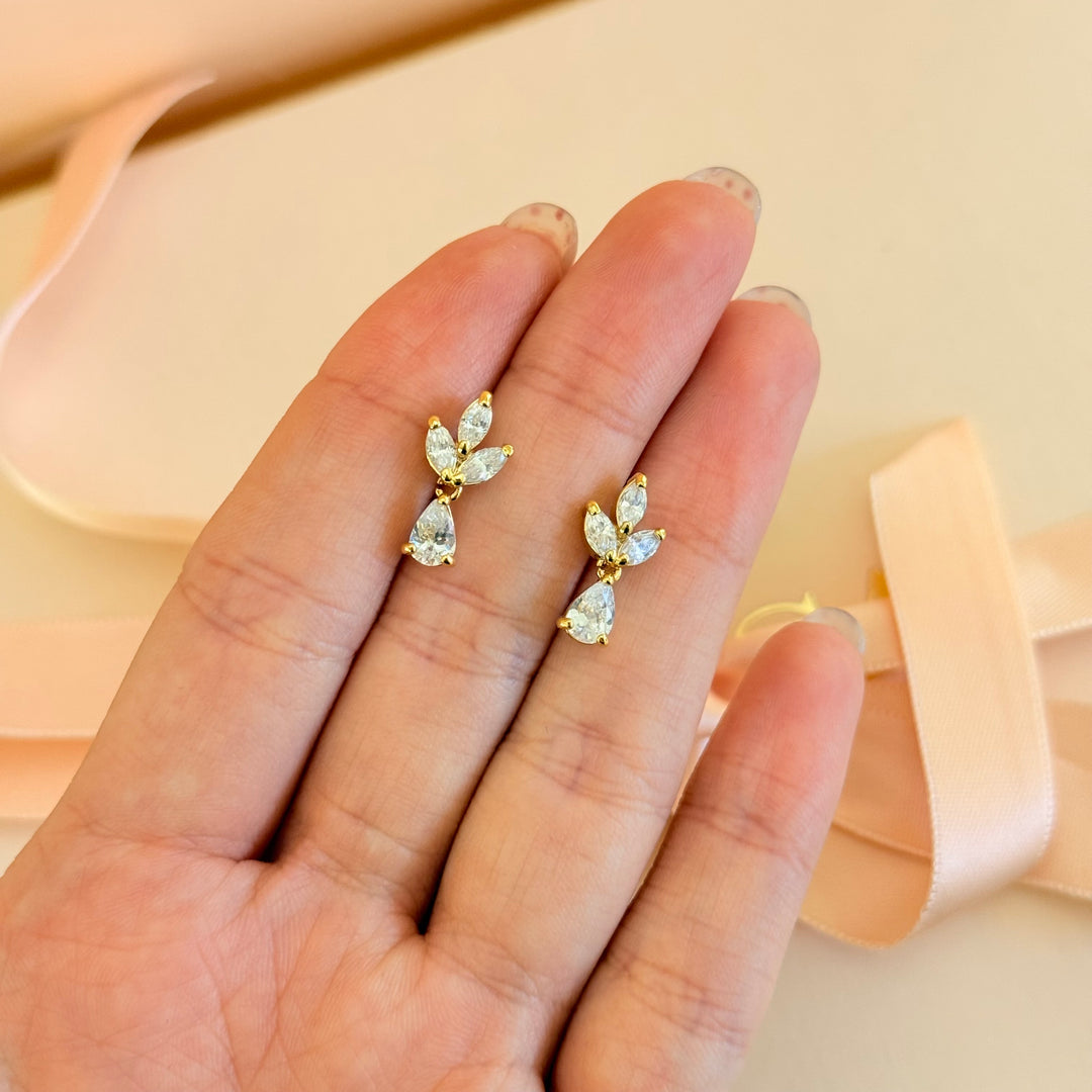 Dainty marquise and teardrop zircone gold plated earrings