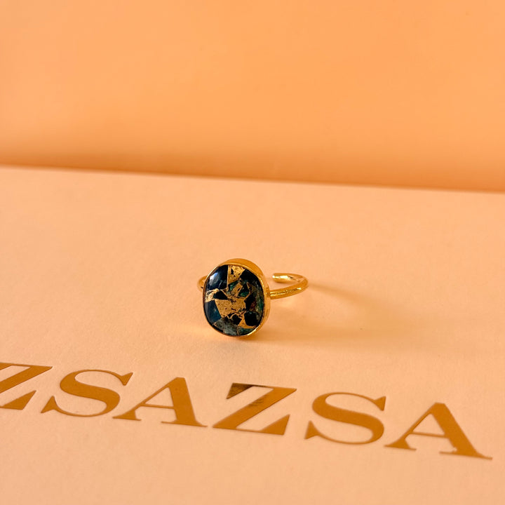 Green natural stone earrings and ring