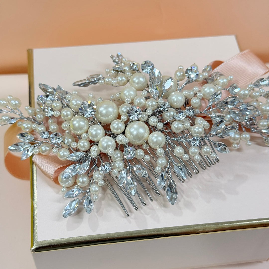 Rhinestone marquise & cream pearls silver comb