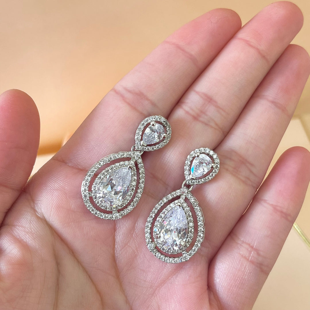 Silver zircone teardrop earrings