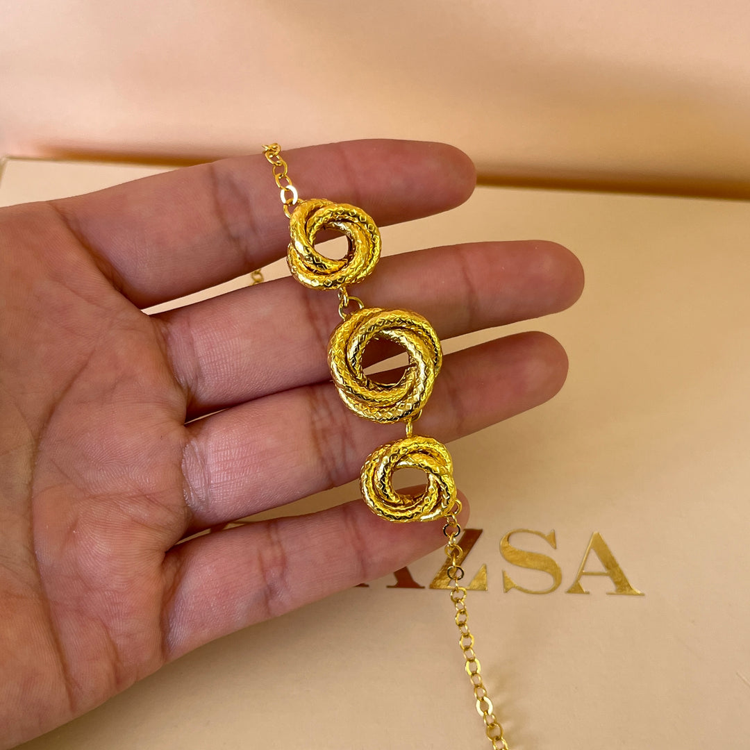 Elegant gold set