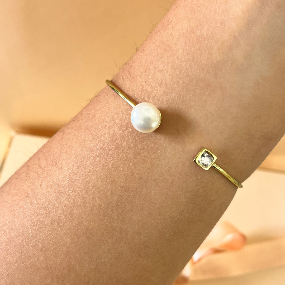 Square zircone and fresh water pearl gold plated sterling silver bangle