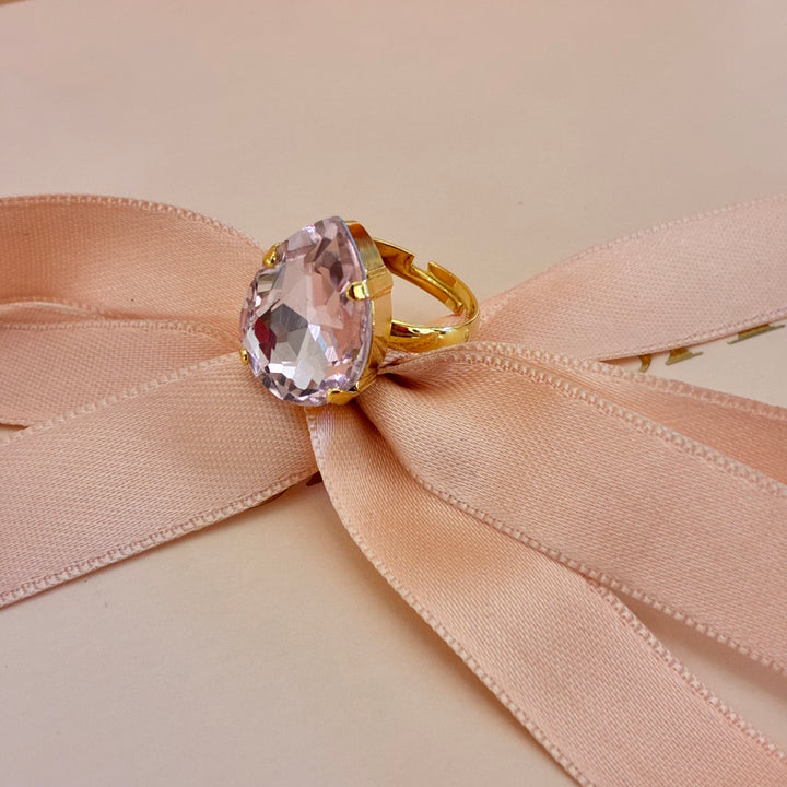 Teardrop light pink Preciosa crystals gold plated