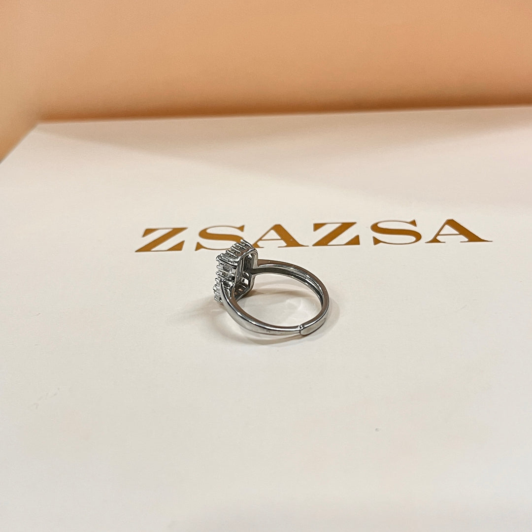 Zircone rectangular sterling silver ring