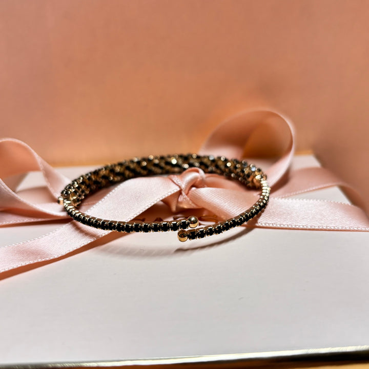 Elegant black gold bangle