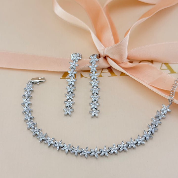 Dainty flower zircone silver earrings and bracelet