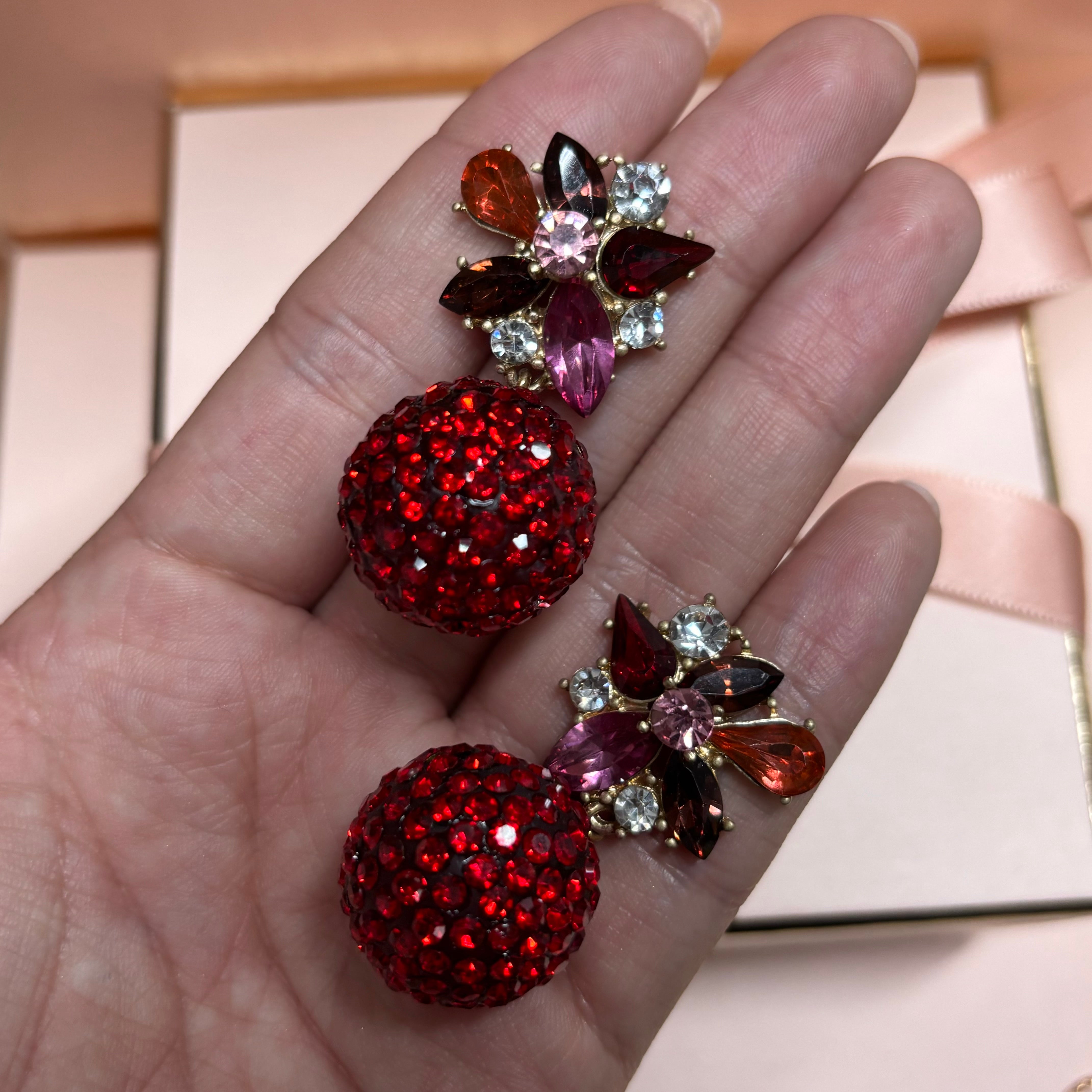 Elegant red earrings