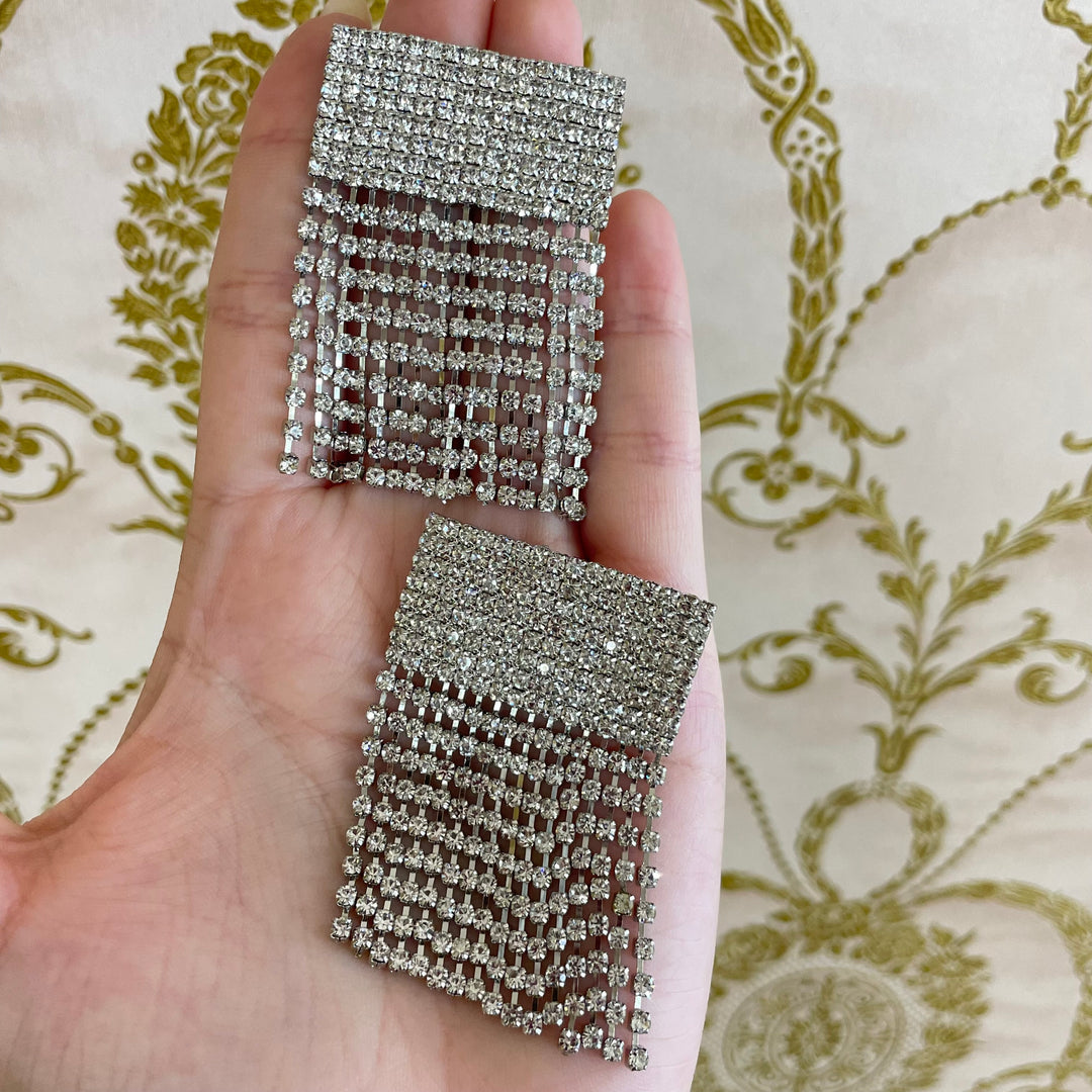 Elegant earrings