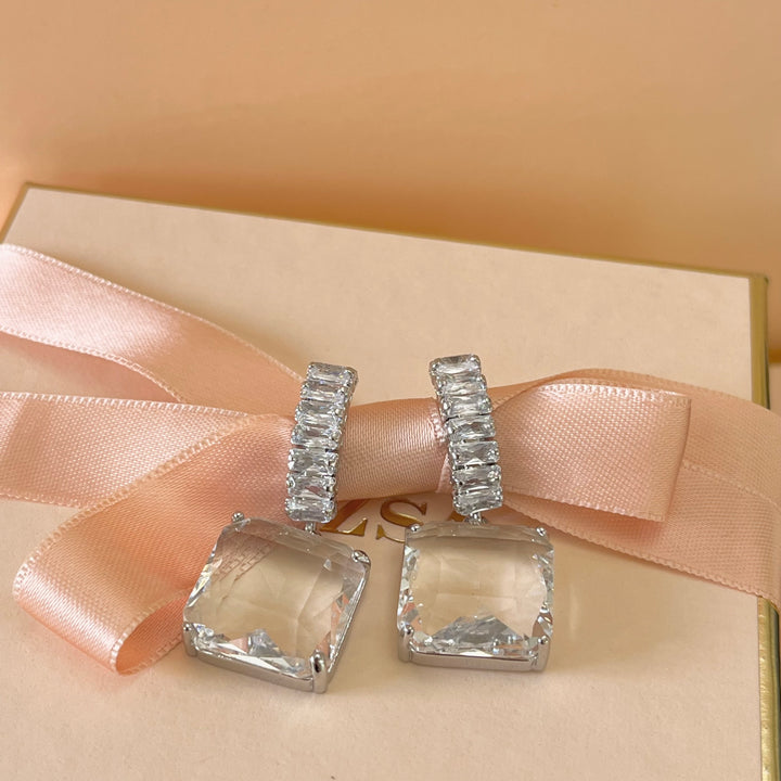 Silver zircone square earrings