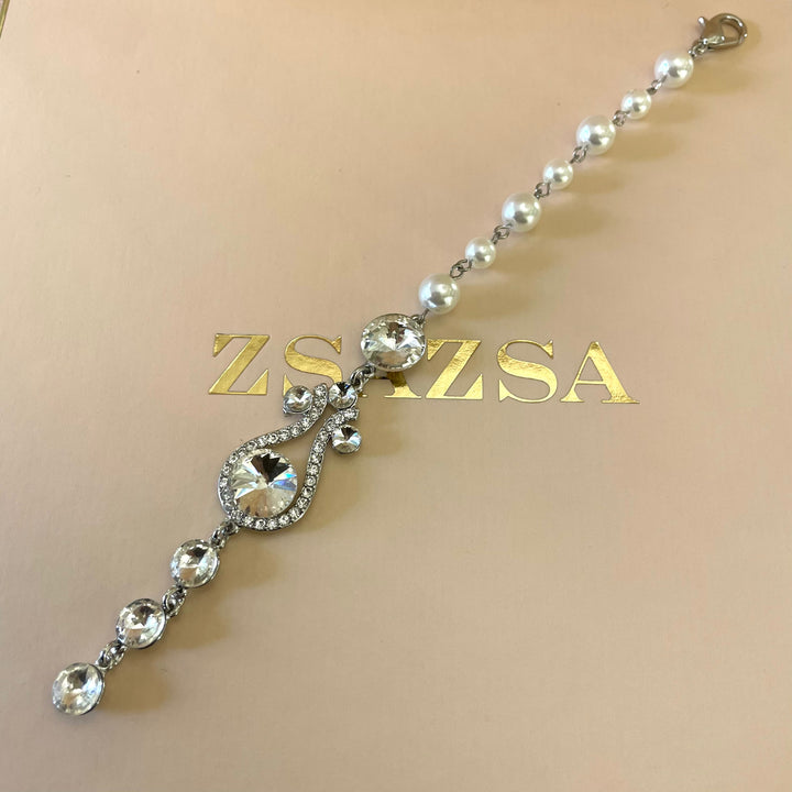 Back necklace