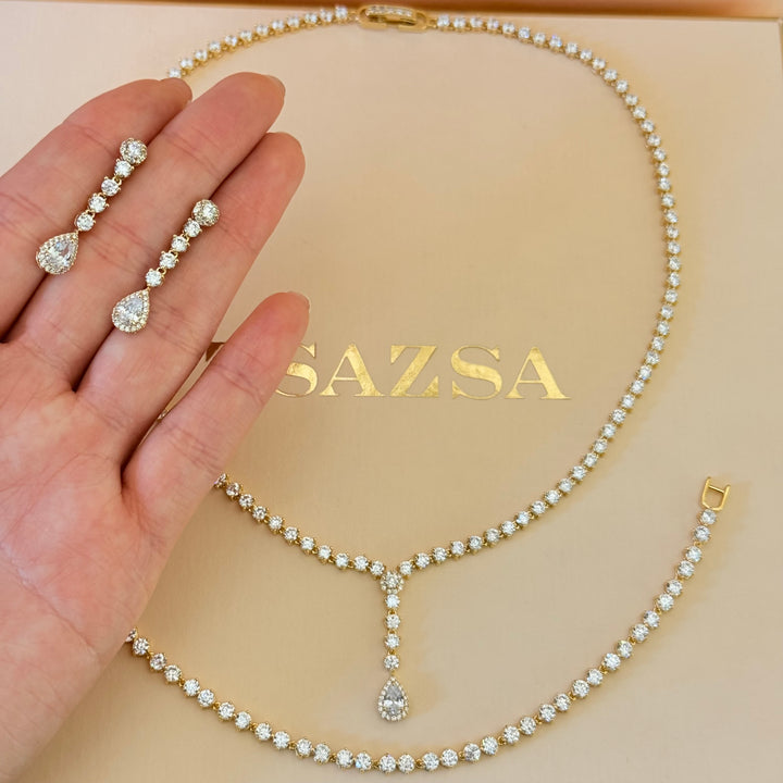 Teardrop zircone gold plated set