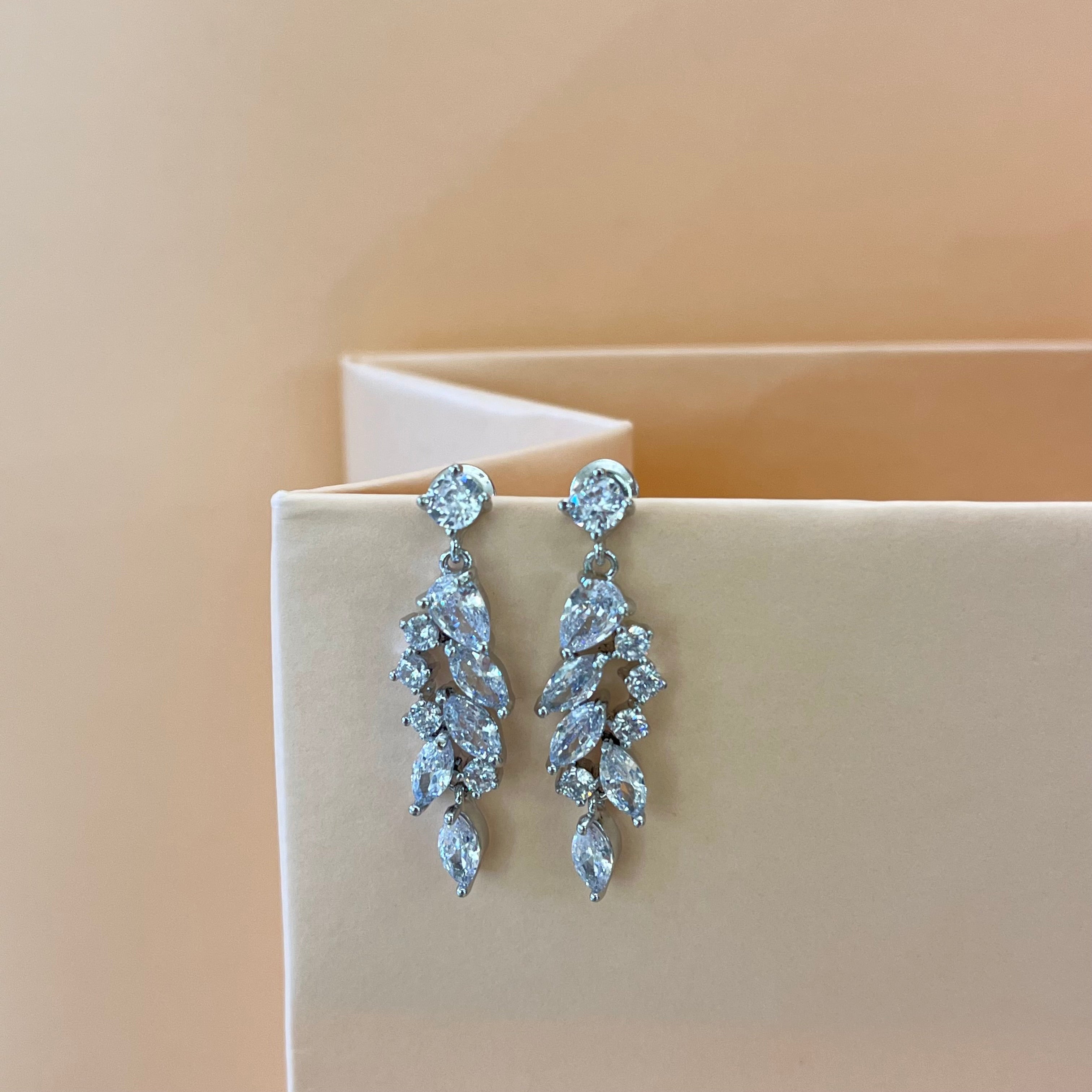 Silver zircone earrings